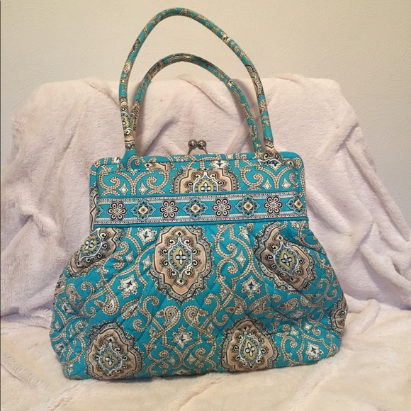 Vera Bradley Handbags - Vera Bradley purse
